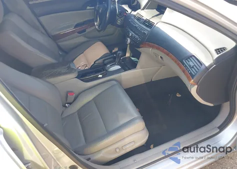 2011 Honda Accord 2.4 Ex-L z USA, uszkodzony, nr VIN 1HGCP2F83BA126868